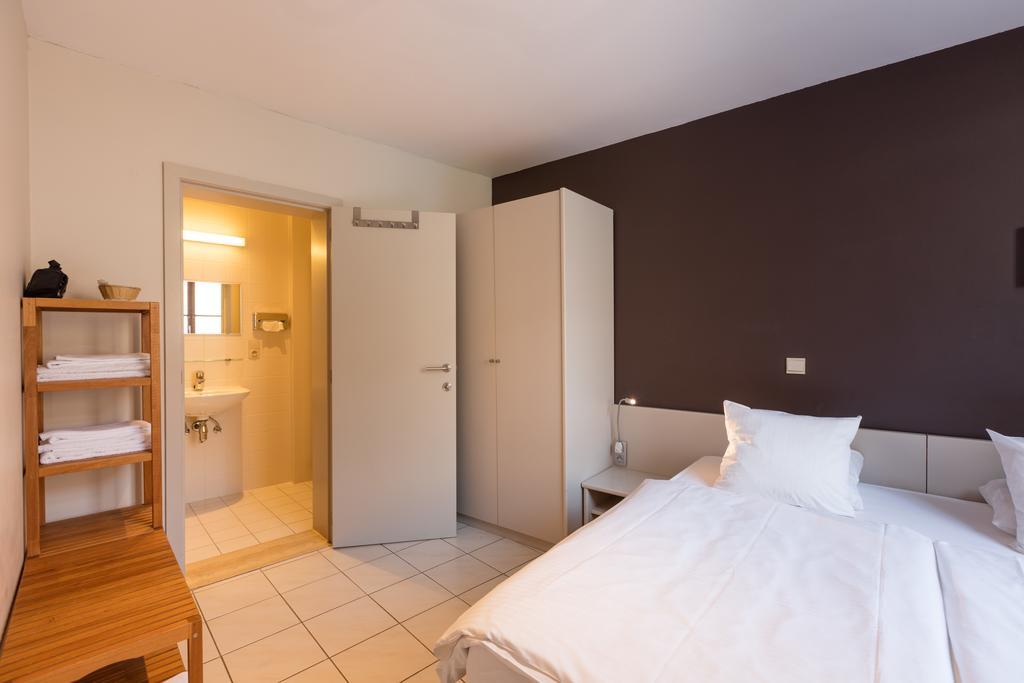 Bonobo Apartment